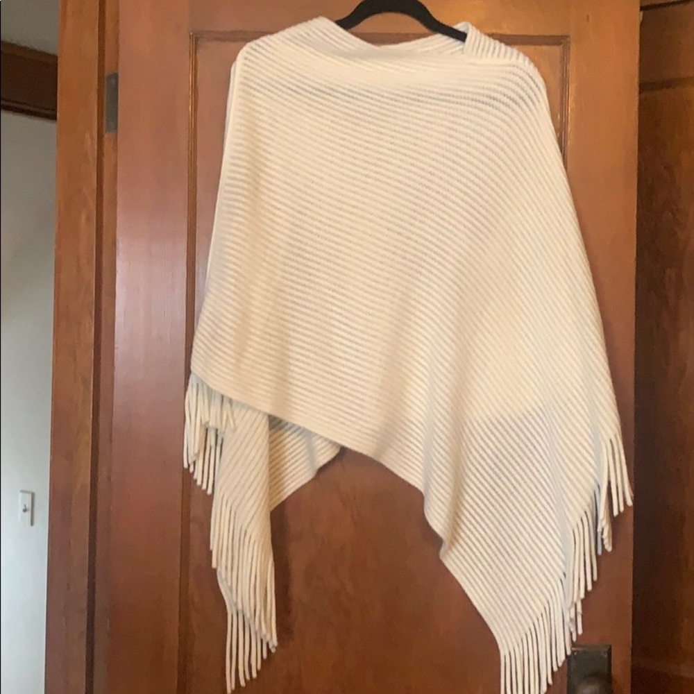 Poncho sweater